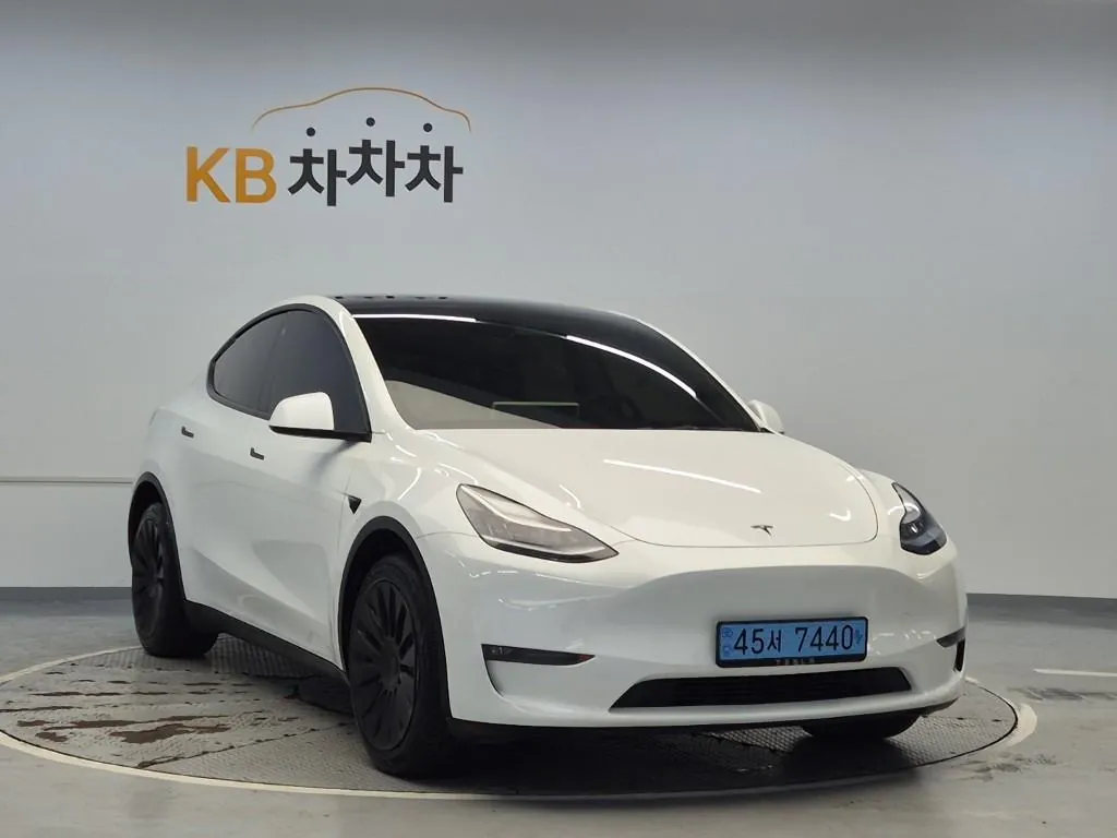 Tesla Model Y 2021 photo 4