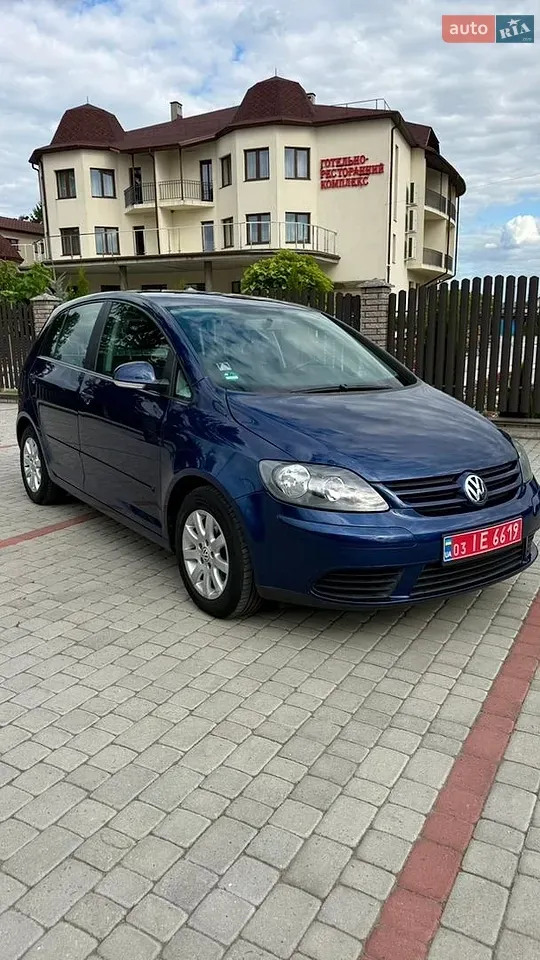 Volkswagen Golf Plus 2008 photo 2