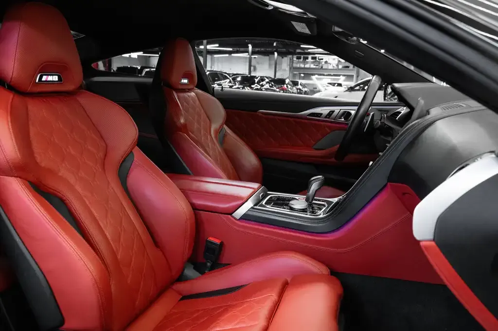 BMW M8 2022 photo 2