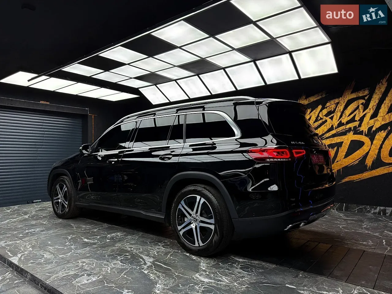 Mercedes-Benz Gls-Class 2019 photo 3