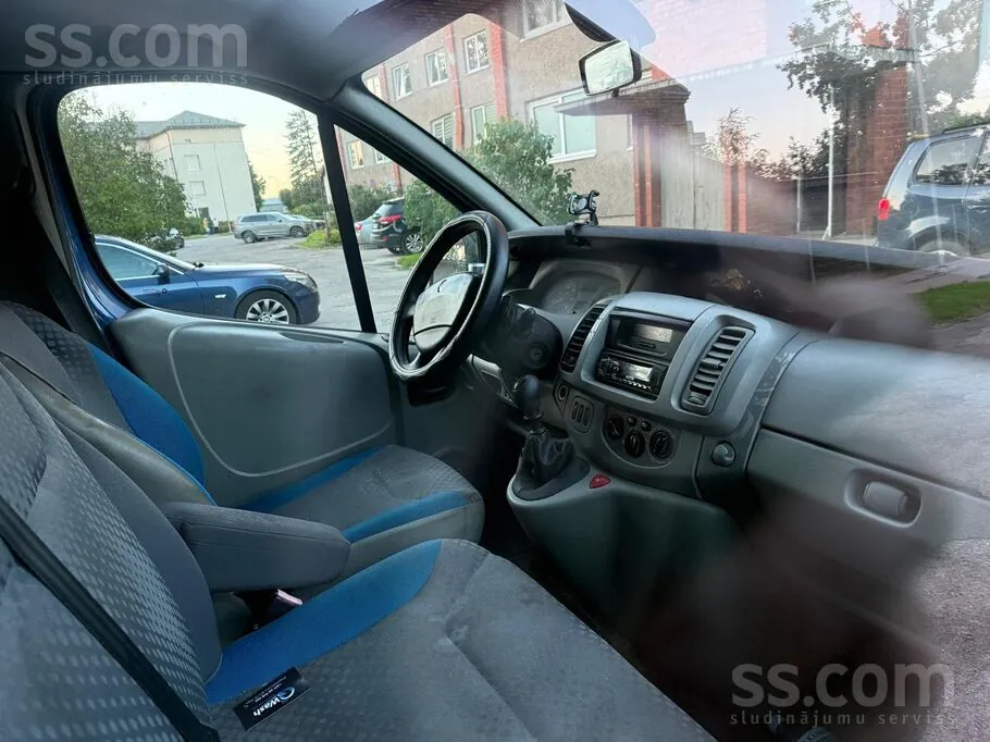 Renault Trafic 2006 photo 3