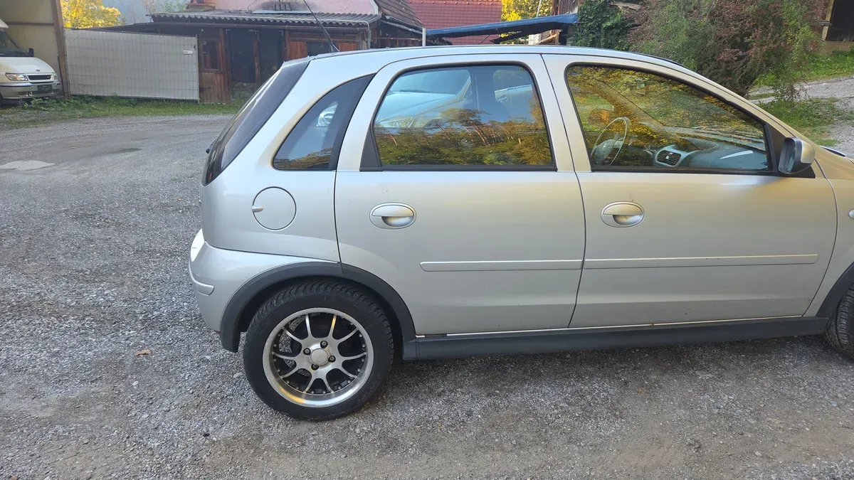 Opel Corsa 2005 photo 3