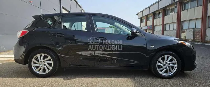 Mazda 3 2012 photo 2