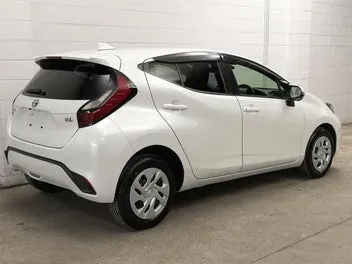 Toyota Aqua 2021 photo 3