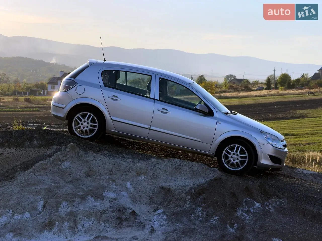 Opel Astra 2009 photo 5