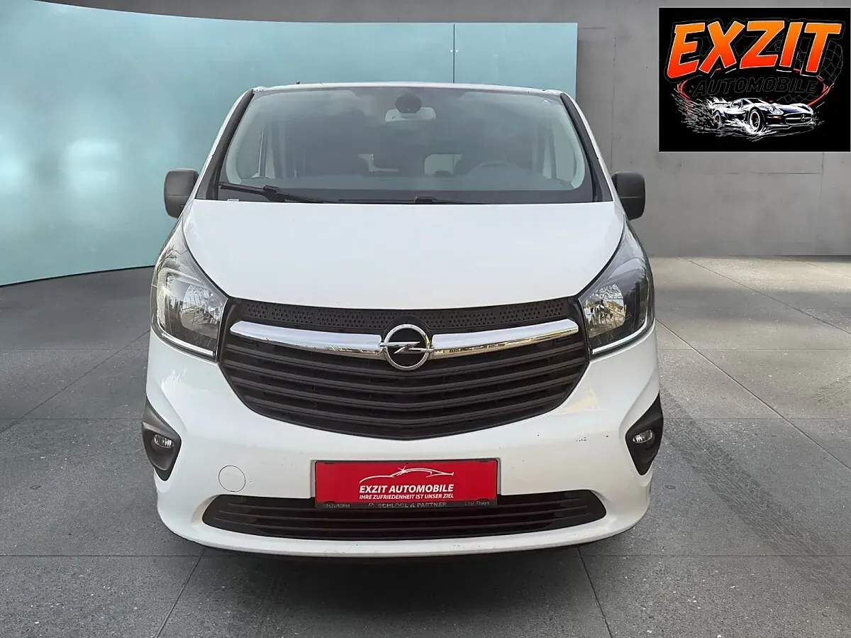 Opel Vivaro 2017 photo 2