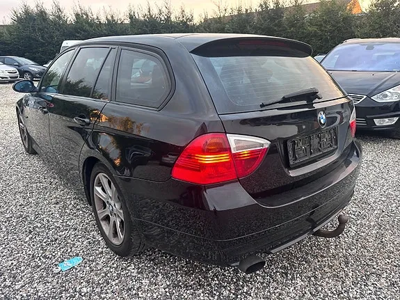 BMW 320I 2008 photo 3