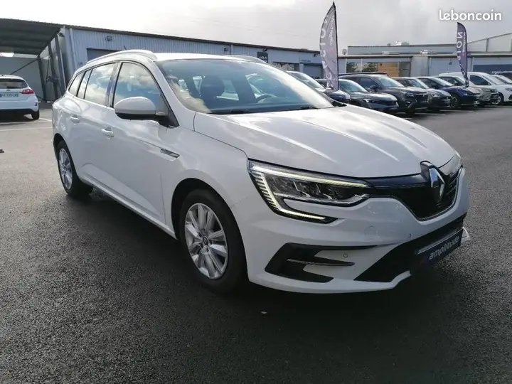Renault Megane 2023 photo 3