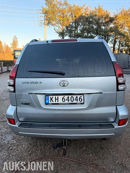 Toyota Land Cruiser 2009 photo 5