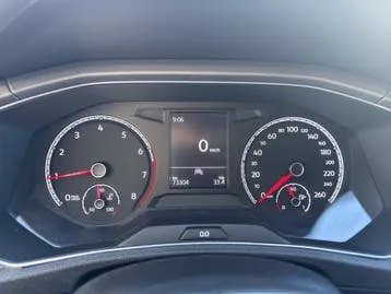Volkswagen T-Roc 2022 photo 3
