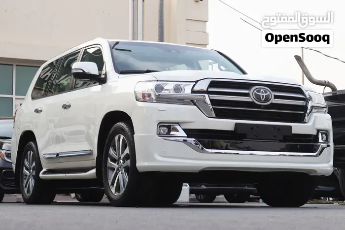 Toyota Land Cruiser 2019 photo 2