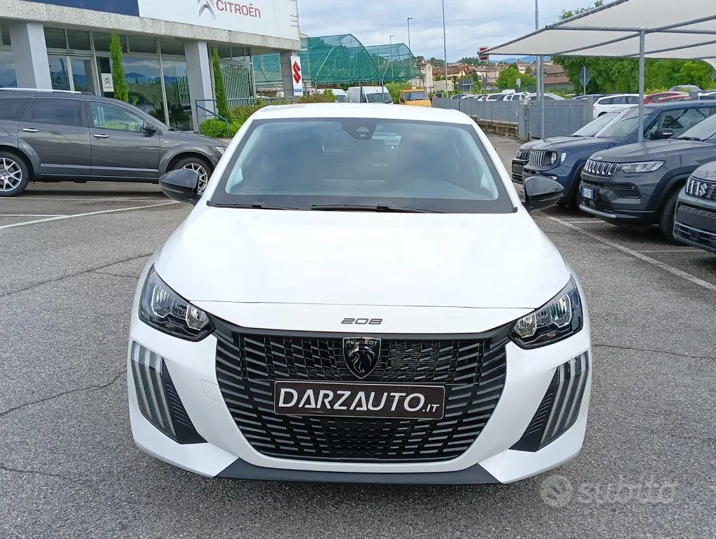 Peugeot 208