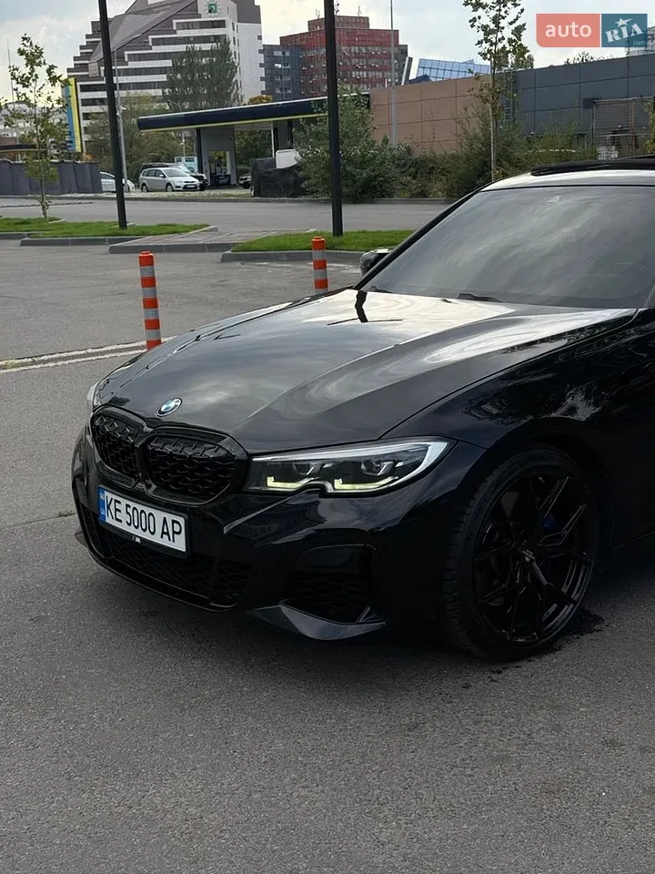 BMW 3 Series 2020 photo 4