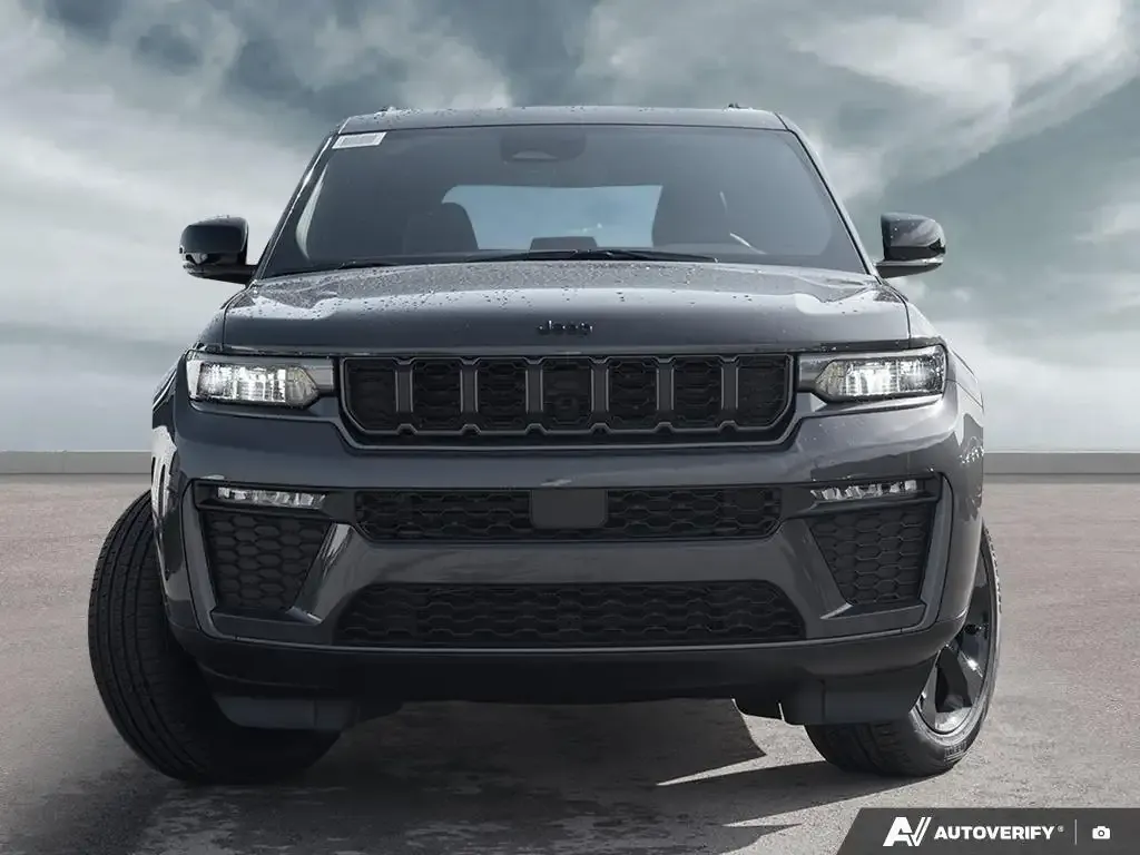 Jeep Grand Cherokee 2026 photo 2