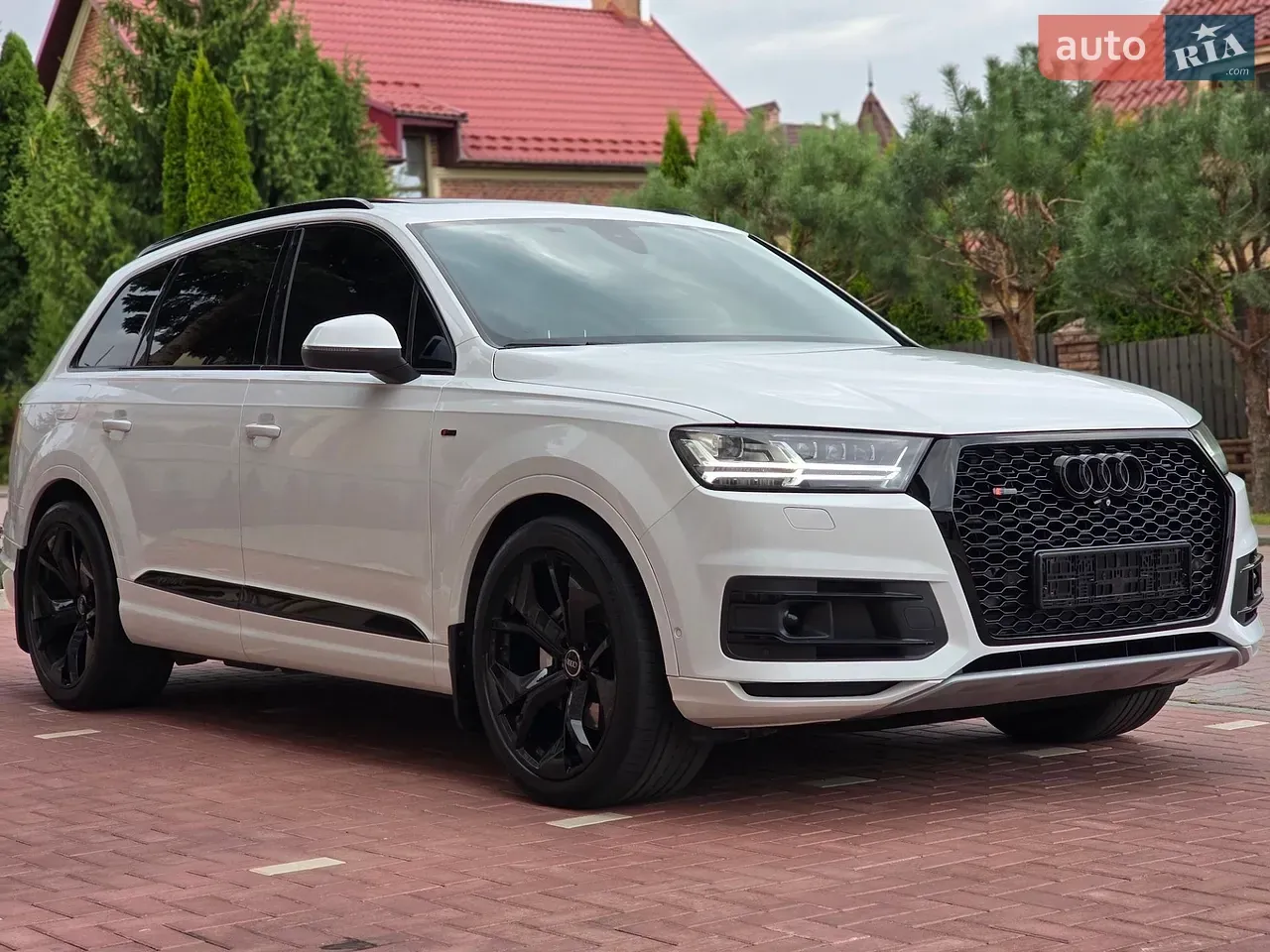 Audi Q7 2018 photo 2