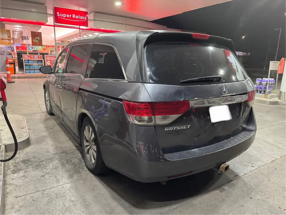 Honda Odyssey 2014 photo 4