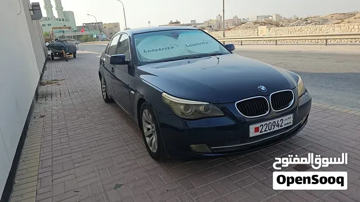 BMW 5 Series 2009 photo 2
