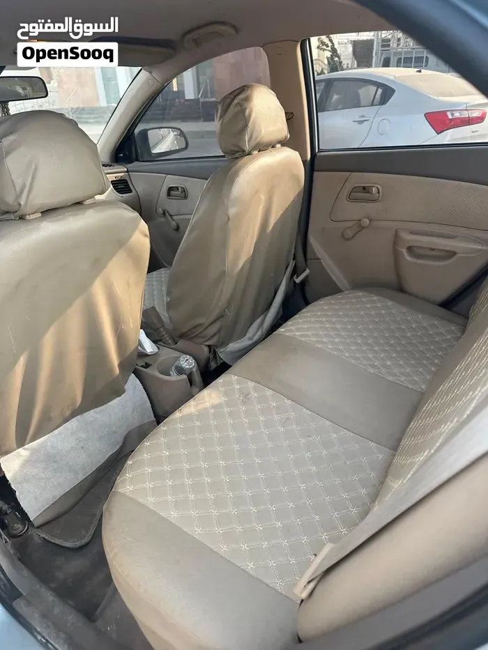 Kia Rio 2009 photo 2