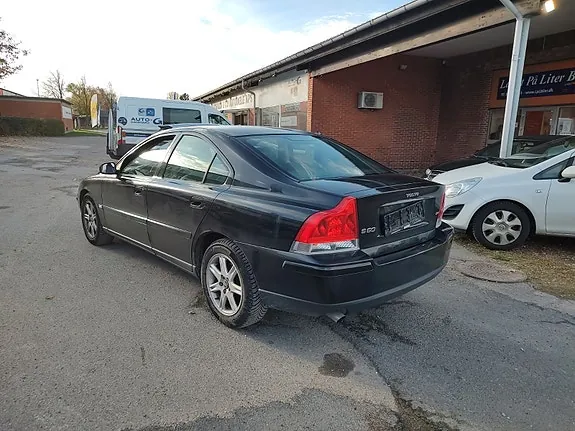 Volvo S60 2005 photo 4