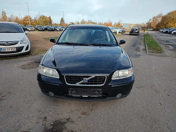 Volvo S60 2005 photo 2