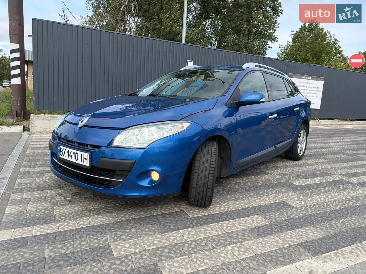 Renault Megane 2010 photo 2