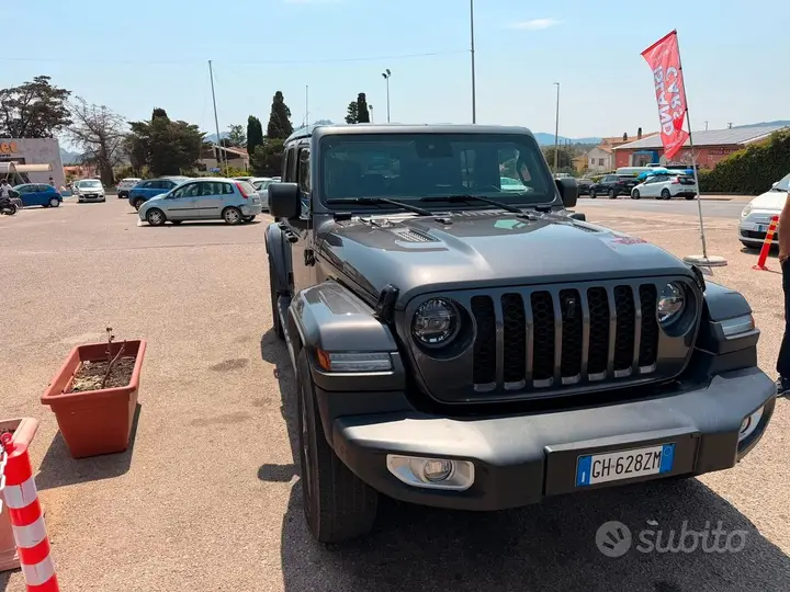 Jeep Wrangler Unlimited 2022 photo 4