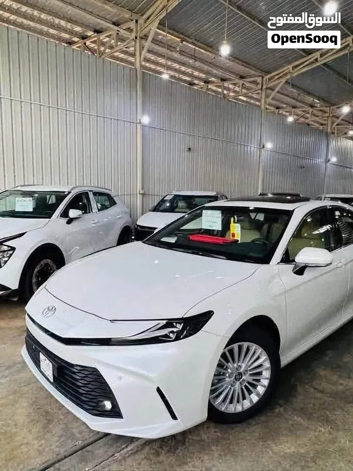 Toyota Camry 2025 photo 2