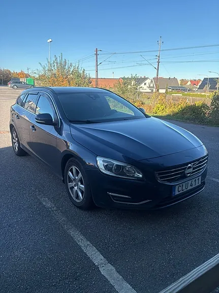 Volvo V60 2015 photo 2