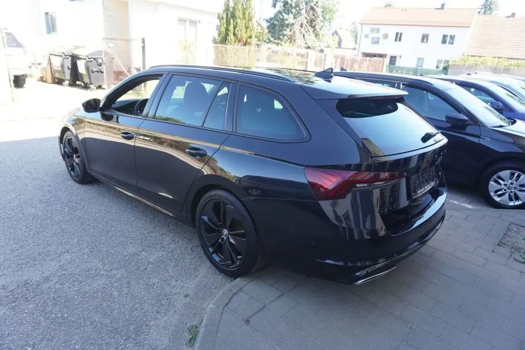 Skoda Octavia 2023 photo 3