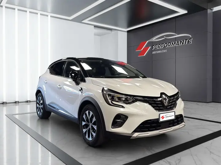 Renault Captur 2023 photo 3