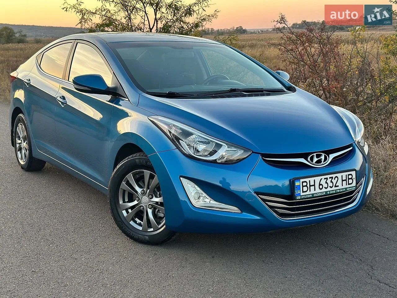 Hyundai Elantra 2014 photo 2