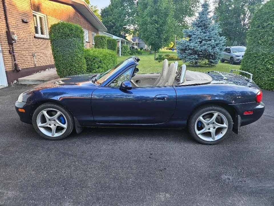 Mazda Mx-5 Miata 2003 photo 3