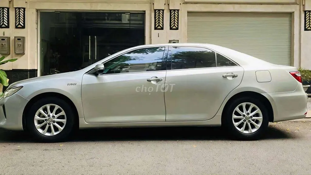 Toyota Camry 2016 photo 2