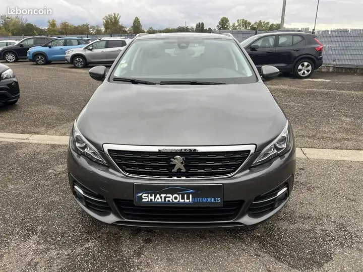 Peugeot 308 2019 photo 4
