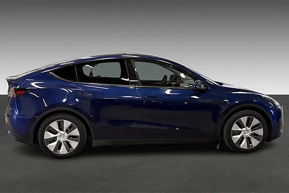 Tesla Model Y 2023 photo 4