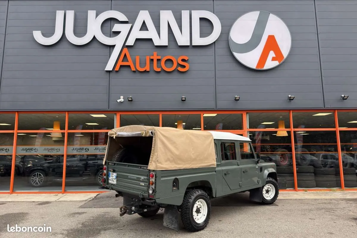 Land Rover Defender 2014 photo 2