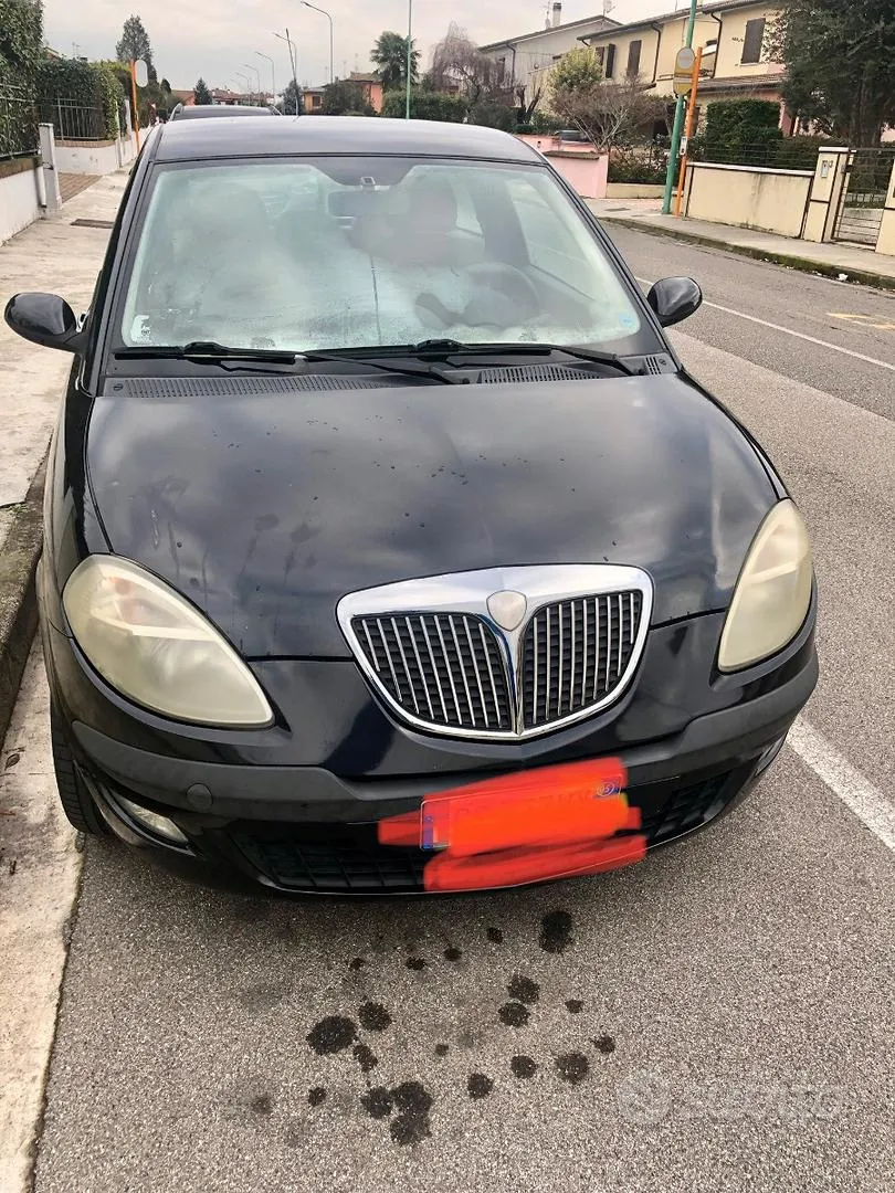 Lancia Y