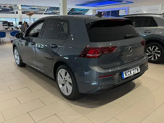 Volkswagen Golf I 2026 photo 5