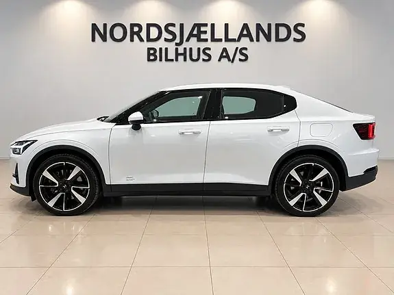 Polestar 2 2022 photo 2
