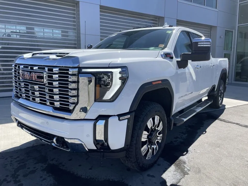GMC Sierra 3500Hd 2026 photo 4