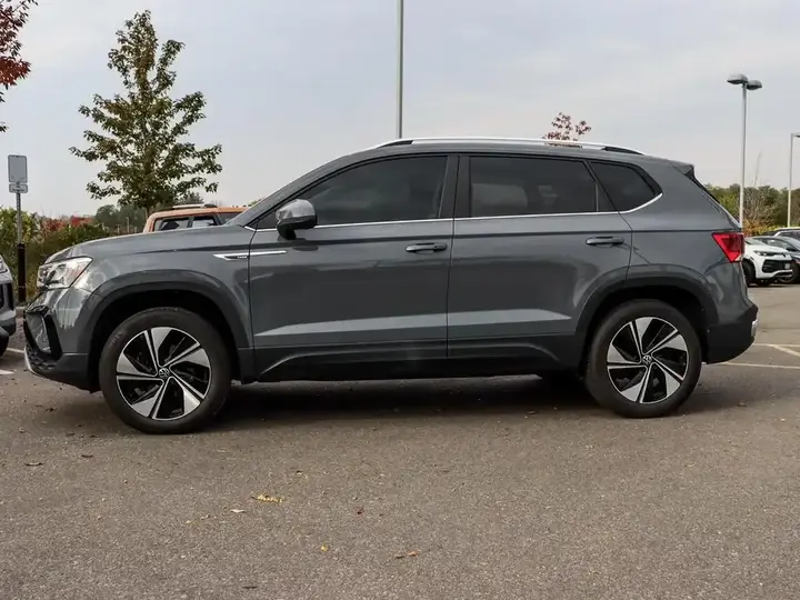 Volkswagen Taos 2024 photo 5