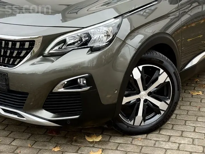 Peugeot 3008 2018 photo 5