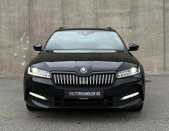 Skoda Superb 2020 photo 2
