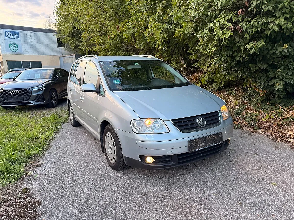 Volkswagen Touran 2004 photo 3