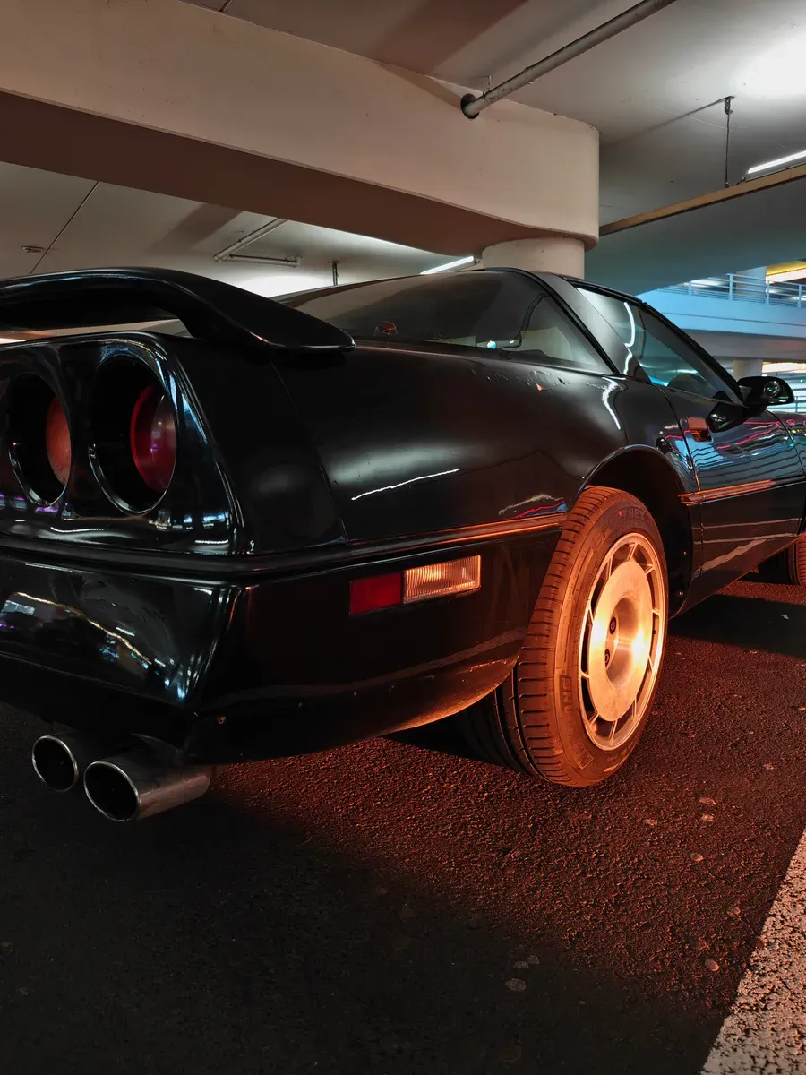 Chevrolet Corvette 1984 photo 2