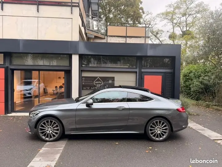 Mercedes-Benz C-Class 2016 photo 3