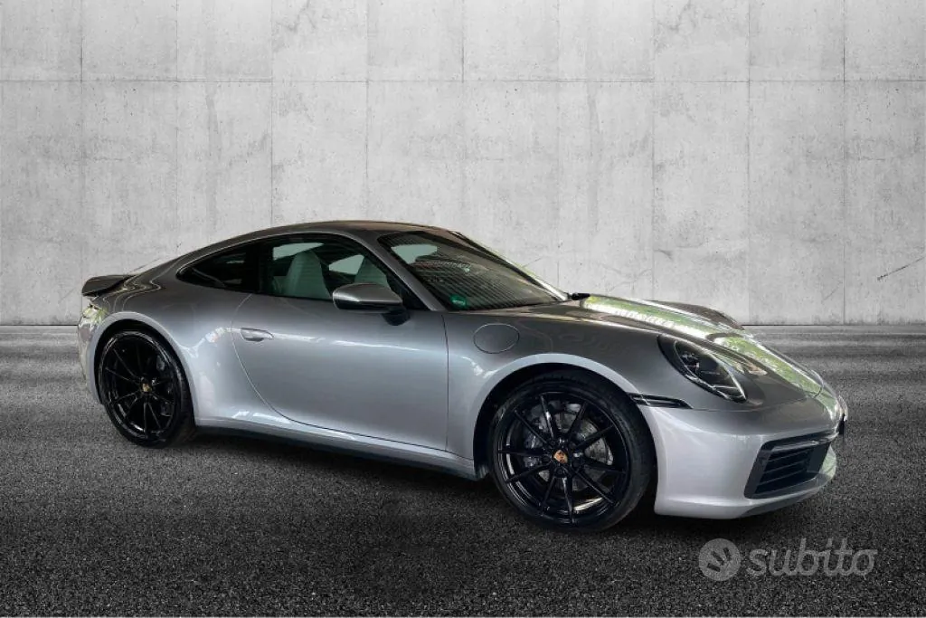 Porsche 911 2020 photo 5