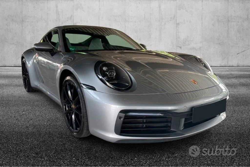 Porsche 911 2020 photo 2