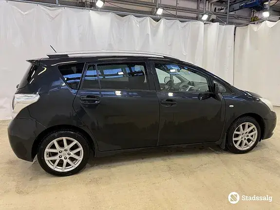 Toyota Verso 2012 photo 4