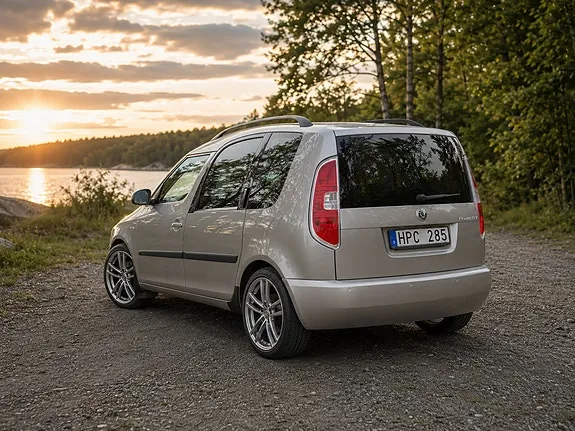 Skoda Roomster 2008 photo 2